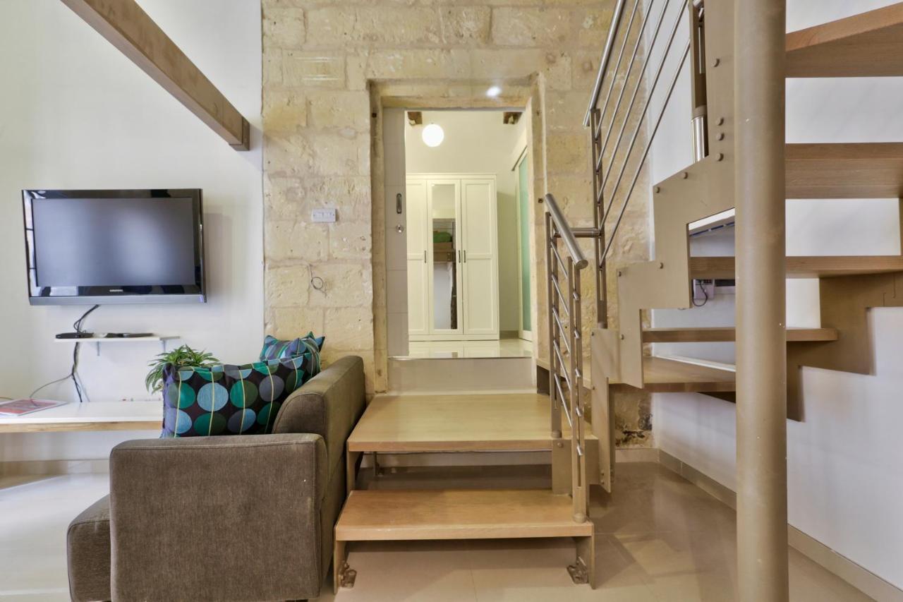 Charming Valletta 1 Bedroom Apartment Off Republic Street Sleeps 4 Exterior photo